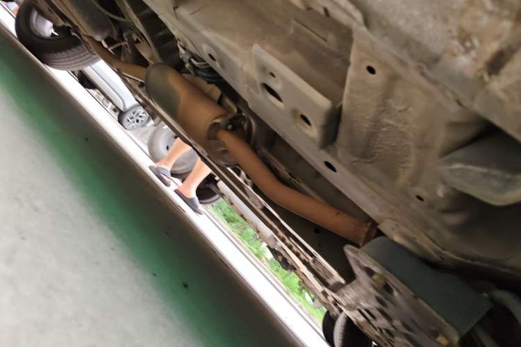 Used Baojun 560 2016 1.5T Manual Luxury Model Chassis Front Right