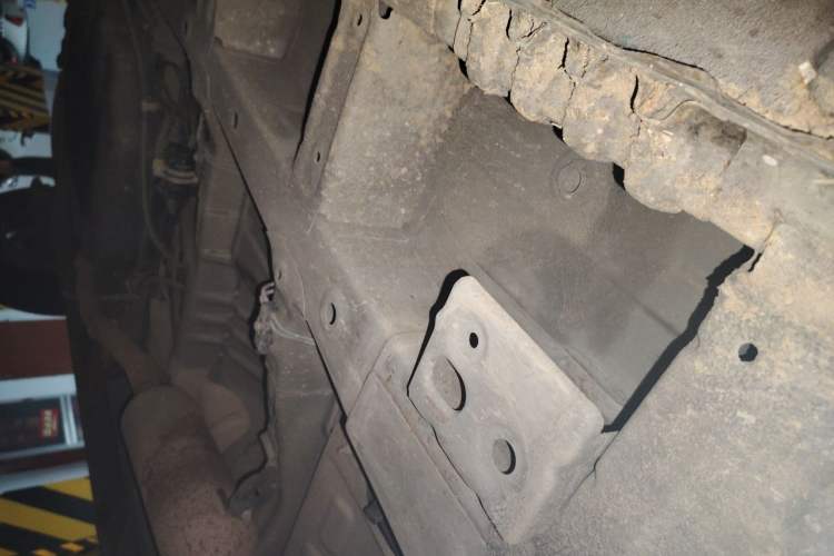 Used Baojun 560 2016 1.8L iAMT Luxury Model Chassis Front Right