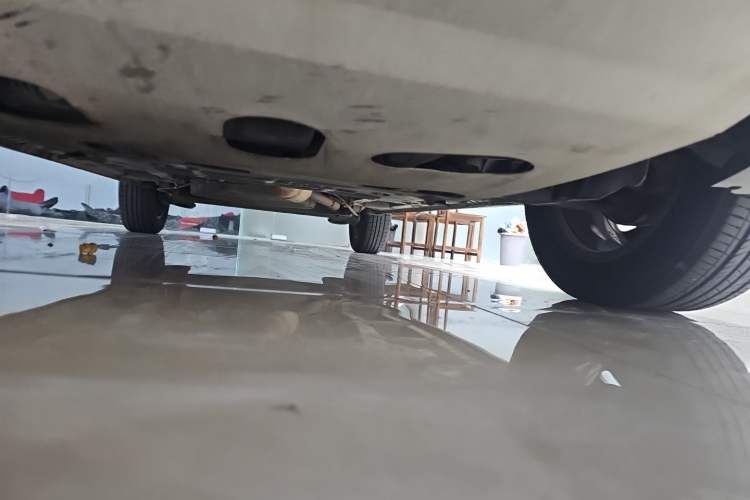 Used Baojun 560 2016 1.8L iAMT Luxury Model Chassis Front