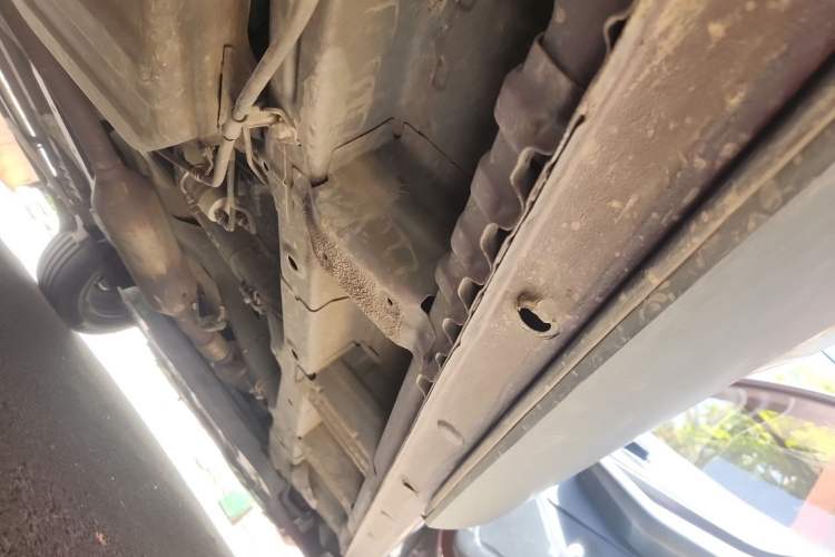 Used Baojun 560 2016 1.8L iAMT Luxury Model Chassis Rear Right
