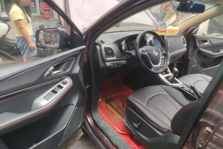 Used Baojun 560 2016 1.8L Manual Luxury Edition Driver Seat