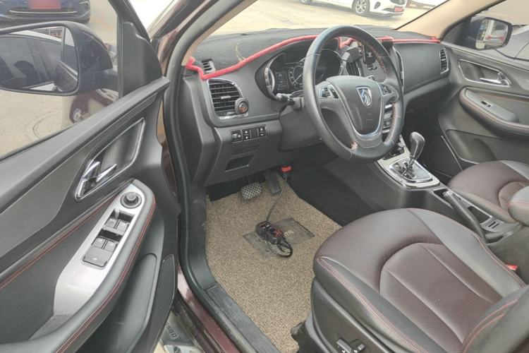 Used Baojun 560 2016 1.8L iAMT Luxury Model Driver Seat