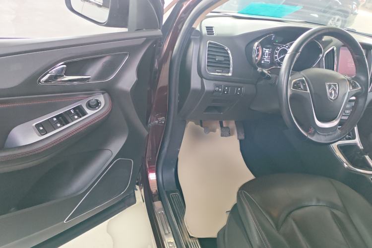 Used Baojun 560 2016 1.8L Manual Luxury Edition Driver Seat