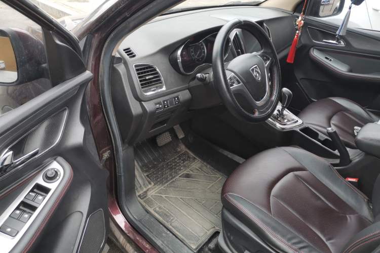 Used Baojun 560 2016 1.8L iAMT Luxury Model Driver Seat