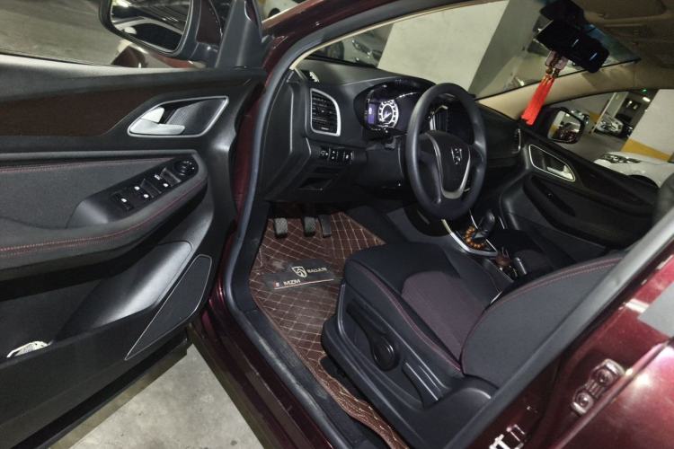 Used Baojun 560 2016 1.8L Manual Value Edition Driver Seat