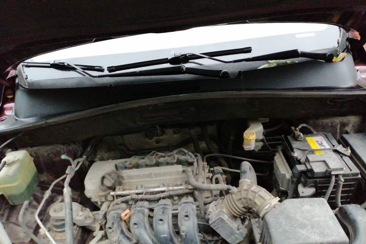 Used Baojun 560 2016 1.8L Manual Value Edition Engine Bay