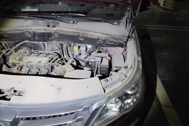 Used Baojun 560 2016 1.8L Manual Value Edition Engine Bay Left