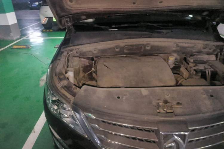Used Baojun 560 2016 1.8L iAMT Luxury Model Engine Bay Right