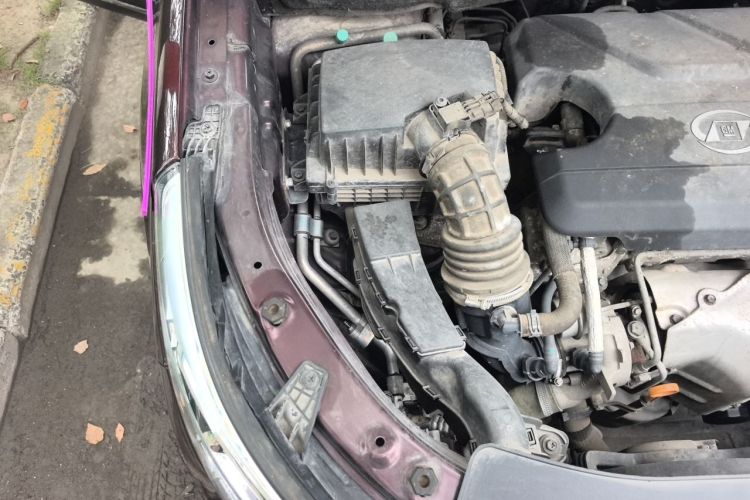 Used Baojun 560 2016 1.5T Manual Luxury Model Engine Bay Right