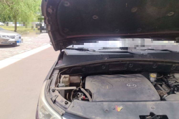 Used Baojun 560 2016 1.8L Manual Luxury Edition Engine Bay Right