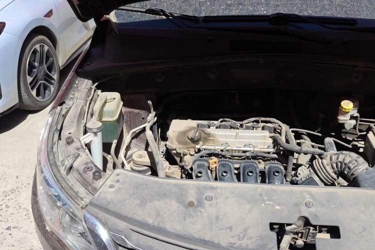Used Baojun 560 2016 1.8L Manual Comfort Edition Engine Bay Right