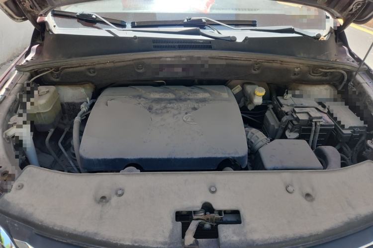 Used Baojun 560 2016 1.8L iAMT Luxury Model Engine Bay