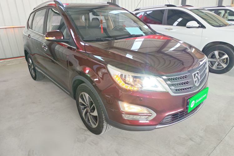 Used Baojun 560 2016 1.8L Manual Luxury Edition Exterior 1