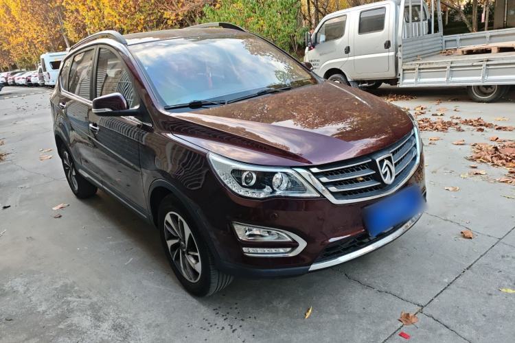 Used Baojun 560 2016 1.8L iAMT Luxury Model Exterior 2