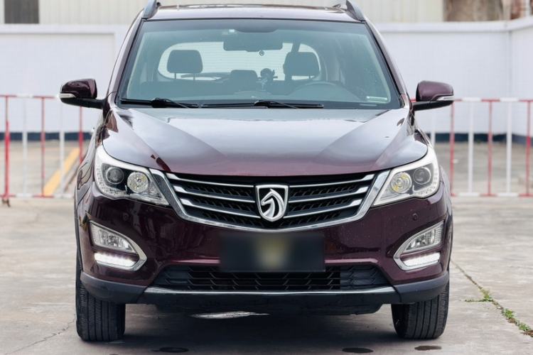Used Baojun 560 2016 1.8L Manual Luxury Edition Exterior 3