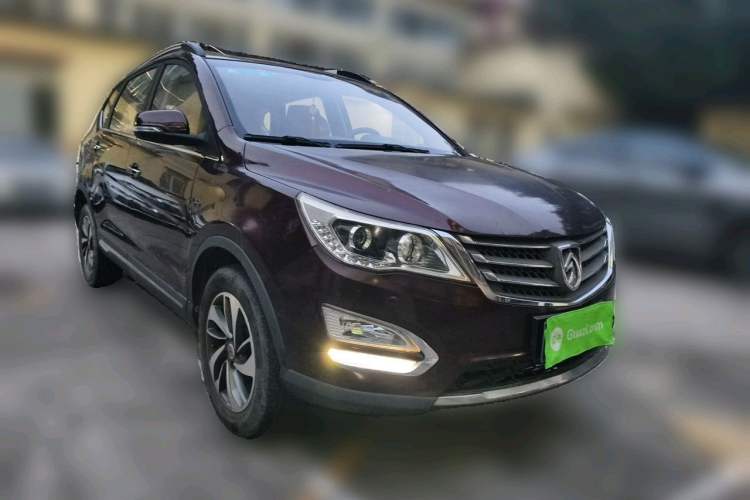 Used Baojun 560 2016 1.8L iAMT Luxury Model Exterior 5