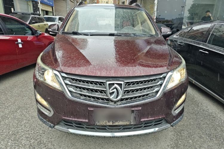 Used Baojun 560 2016 1.8L iAMT Luxury Model Front