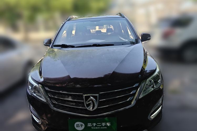 Used Baojun 560 2016 1.8L iAMT Luxury Model Front