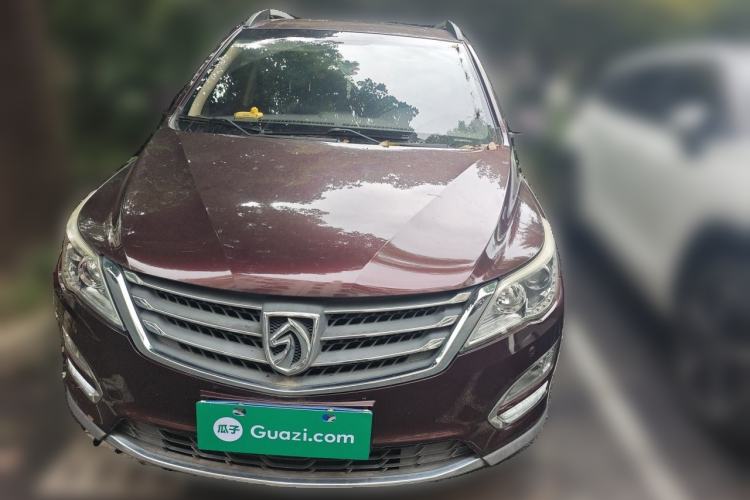 Used Baojun 560 2016 1.5T Manual Luxury Model Front