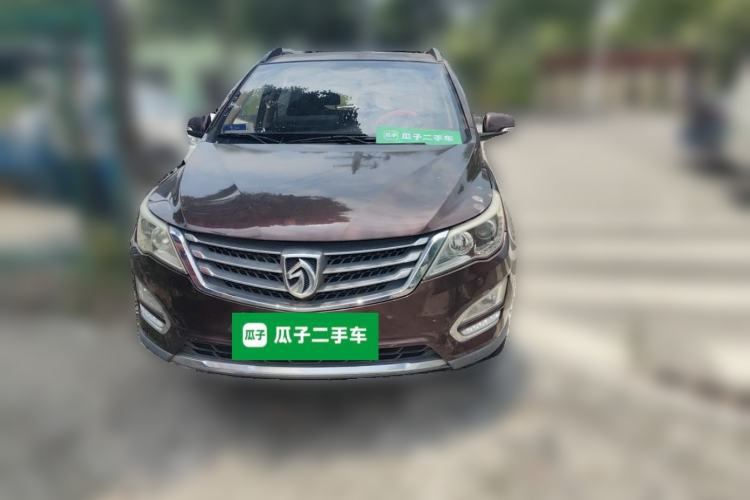 Used Baojun 560 2016 1.8L iAMT Luxury Model Front