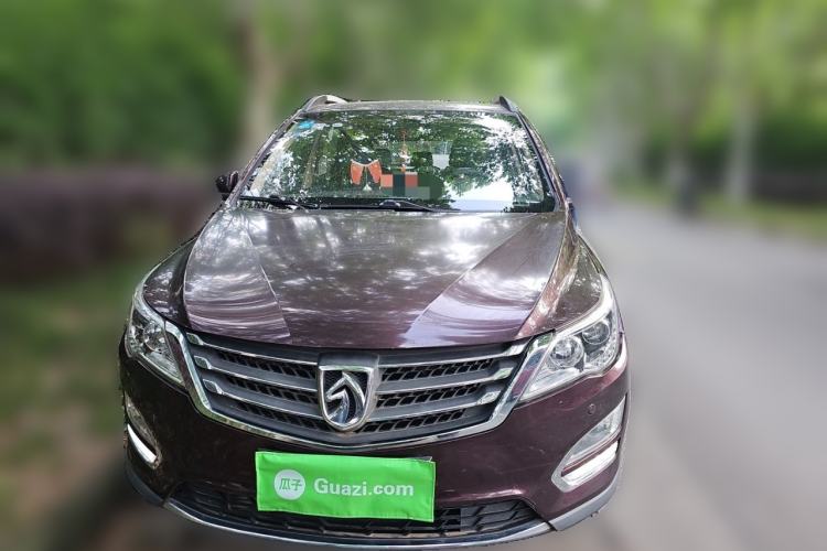 Used Baojun 560 2016 1.5T Manual Luxury Model Front