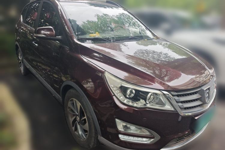 Used Baojun 560 2016 1.5T Manual Luxury Model Front Right 45 Deg