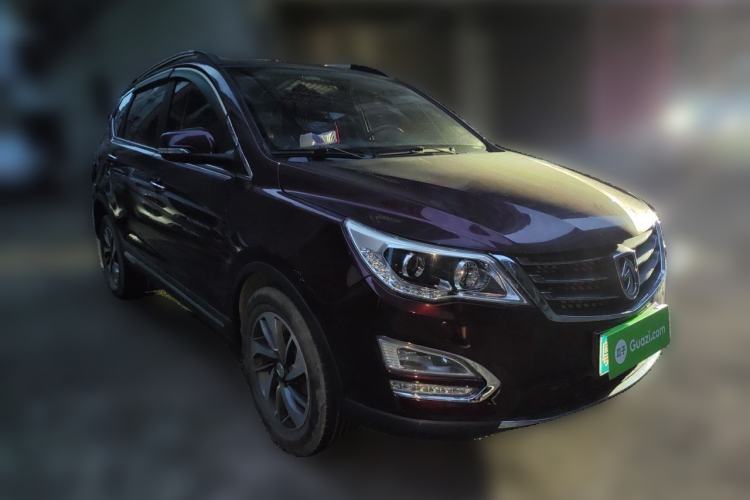 Used Baojun 560 2016 1.5T Manual Luxury Model Front Right 45 Deg