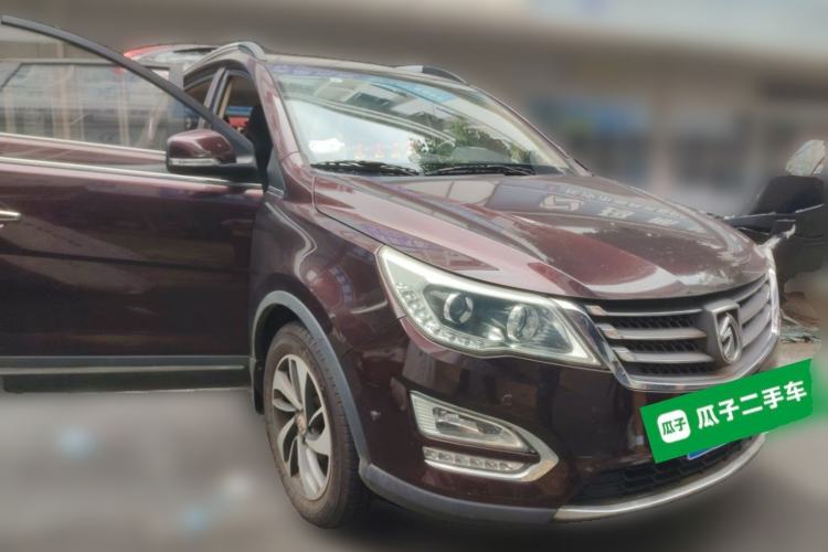 Used Baojun 560 2016 1.8L Manual Luxury Edition Front