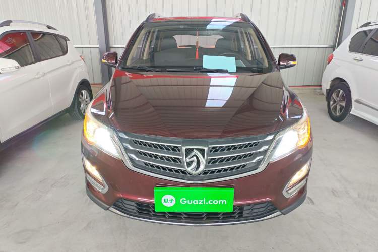 Used Baojun 560 2016 1.8L Manual Luxury Edition Front