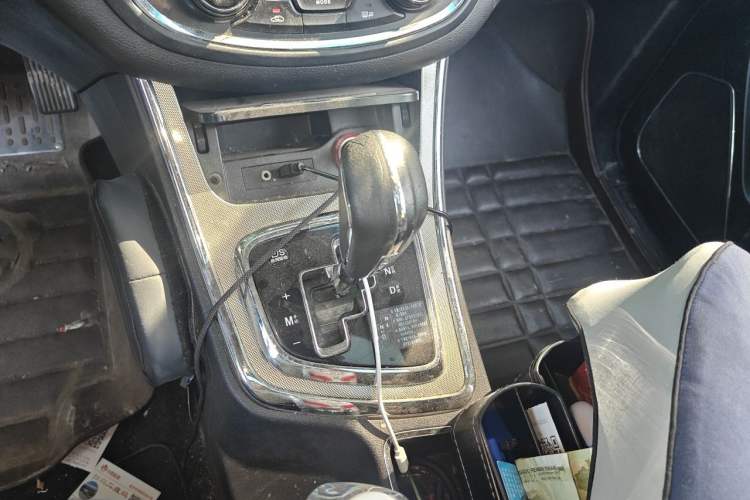 Used Baojun 560 2016 1.8L iAMT Luxury Model Gear Lever