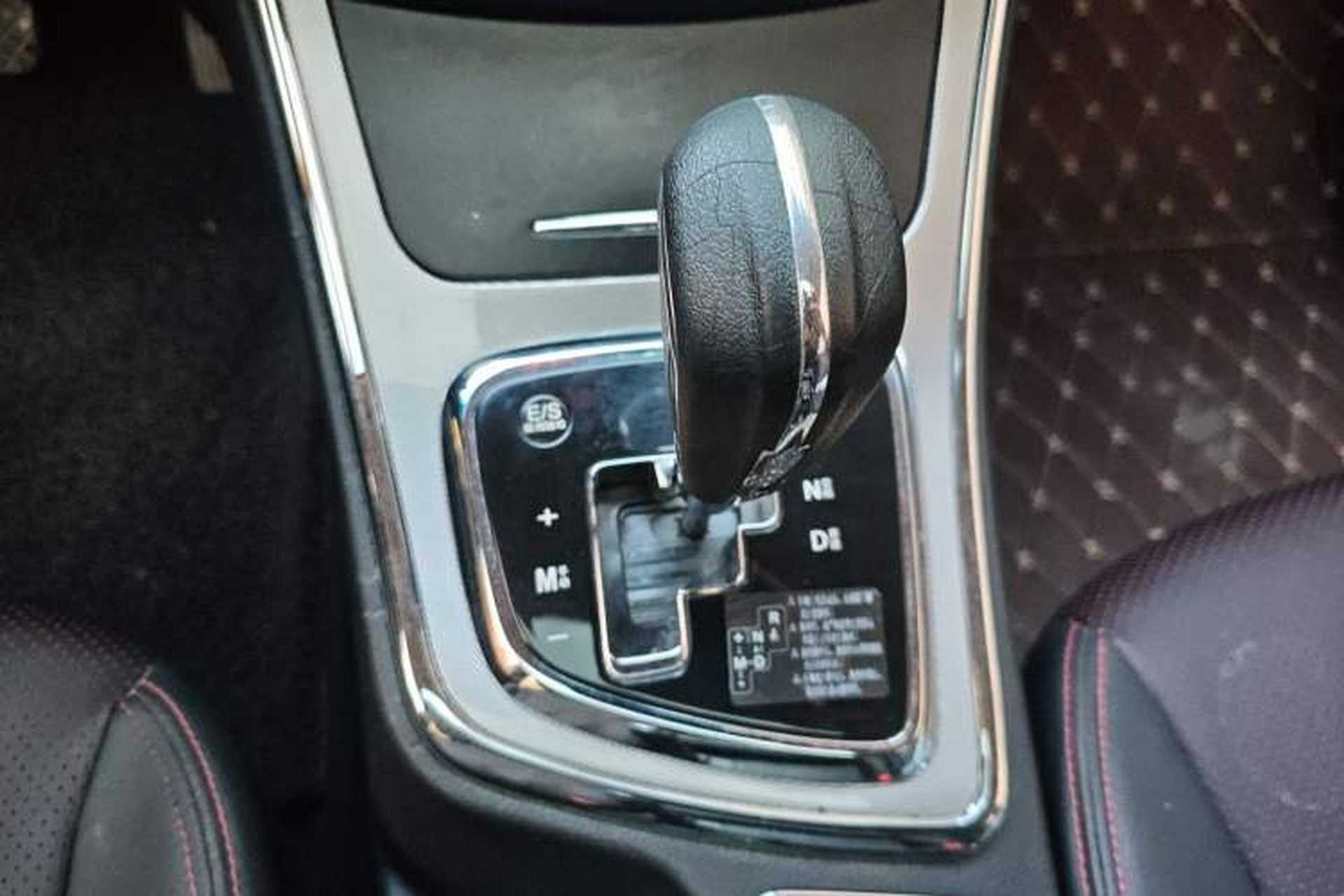 Used Baojun 560 2016 1.8L iAMT Luxury Model Gear Lever