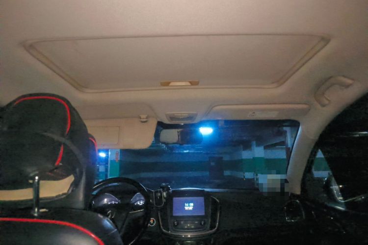 Used Baojun 560 2016 1.8L iAMT Luxury Model Headliner