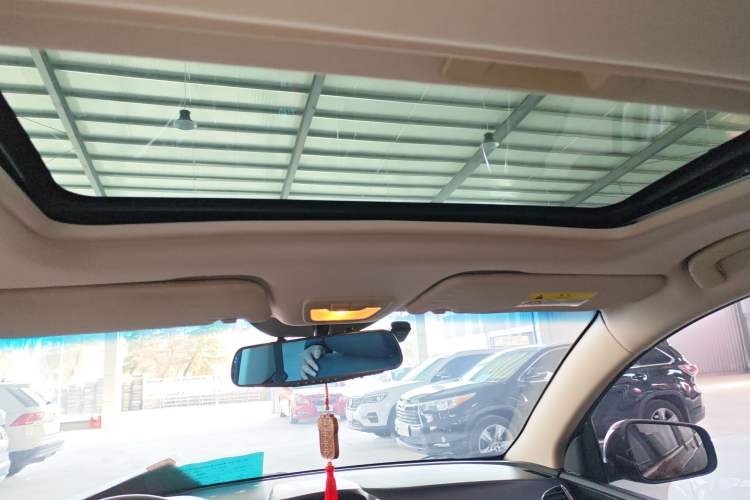 Used Baojun 560 2016 1.8L Manual Luxury Edition Headliner
