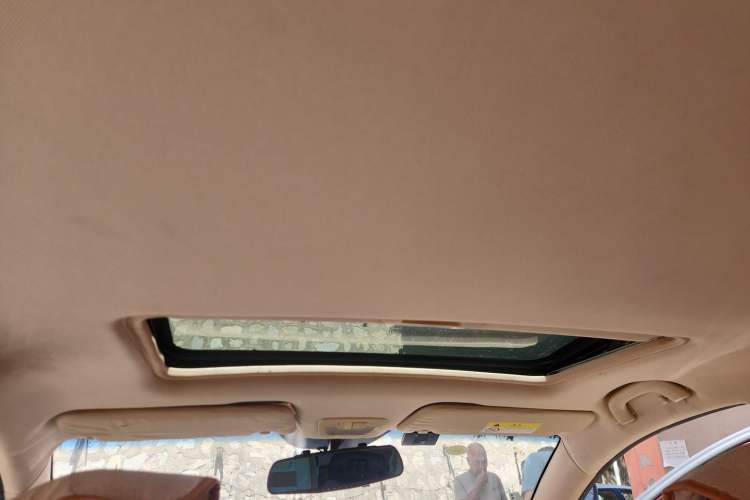 Used Baojun 560 2016 1.8L iAMT Luxury Model Headliner