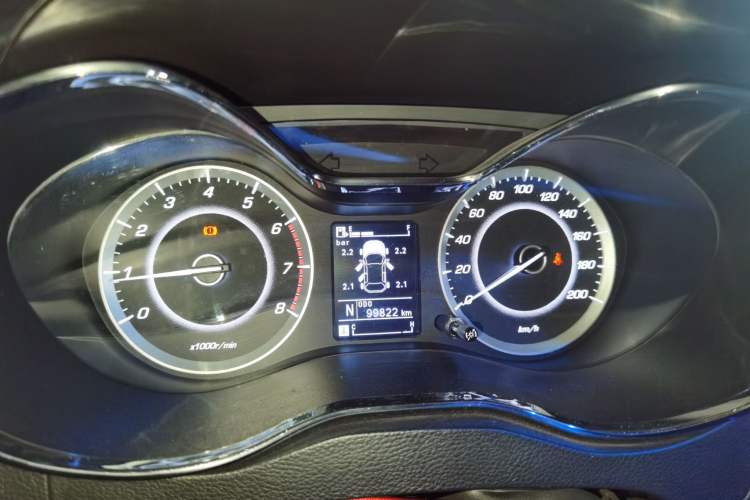 Used Baojun 560 2016 1.8L iAMT Luxury Model Instrument Cluster