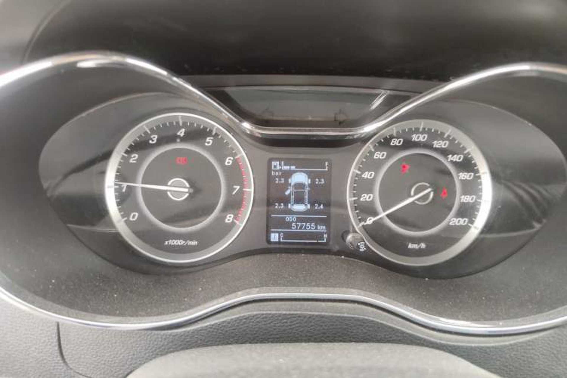 Used Baojun 560 2016 1.8L Manual Luxury Edition Instrument Cluster
