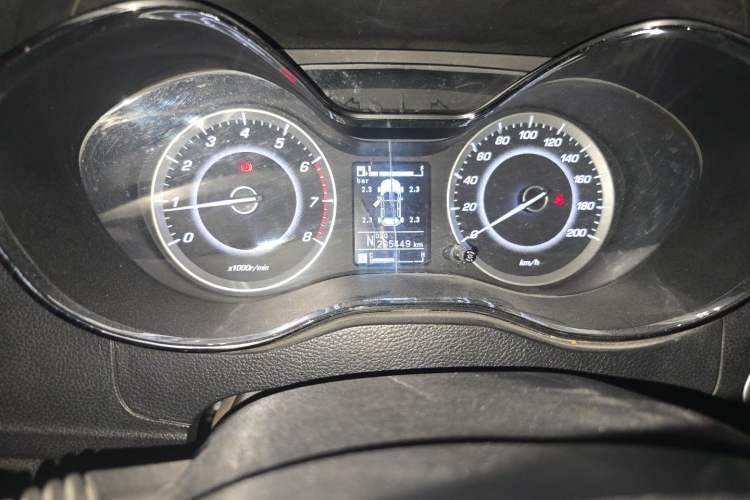 Used Baojun 560 2016 1.8L iAMT Luxury Model Instrument Cluster