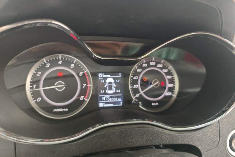 Used Baojun 560 2016 1.8L iAMT Luxury Model Instrument Cluster