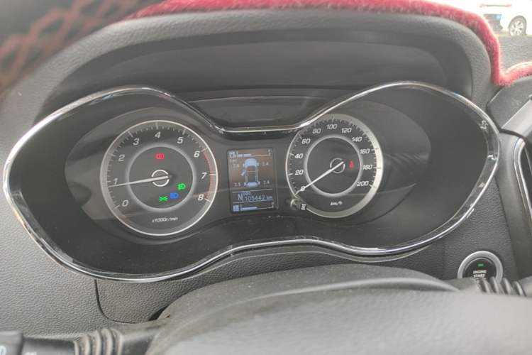 Used Baojun 560 2016 1.8L iAMT Luxury Model Instrument Cluster