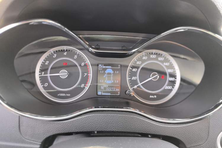 Used Baojun 560 2016 1.8L iAMT Luxury Model Instrument Cluster