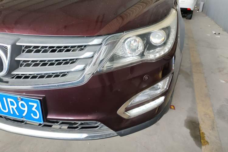 Used Baojun 560 2016 1.8L iAMT Luxury Model Left Front Headlight