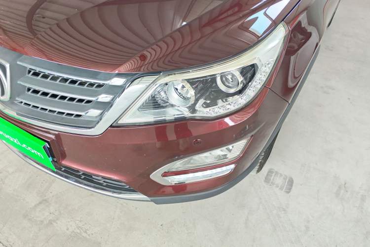 Used Baojun 560 2016 1.8L Manual Luxury Edition Left Front Headlight