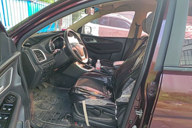 Used Baojun 560 2016 1.8L Manual Value Edition Left Front Seat