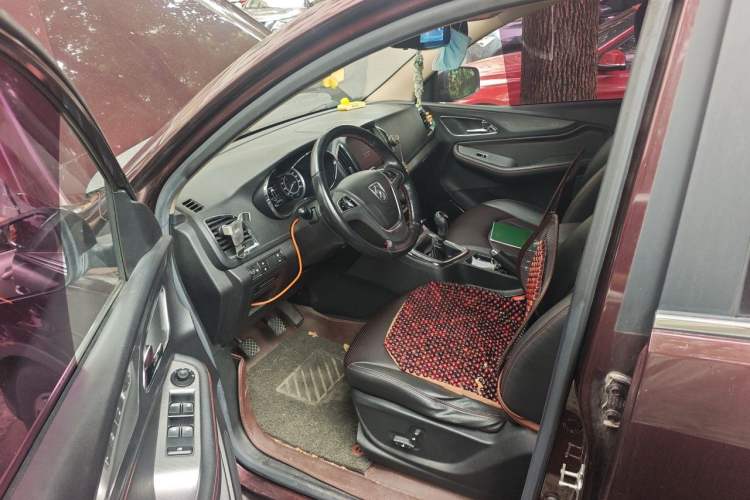 Used Baojun 560 2016 1.5T Manual Luxury Model Left Front Seat