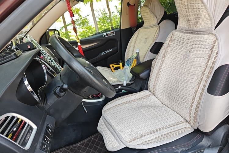 Used Baojun 560 2016 1.8L Manual Value Edition Left Front Seat