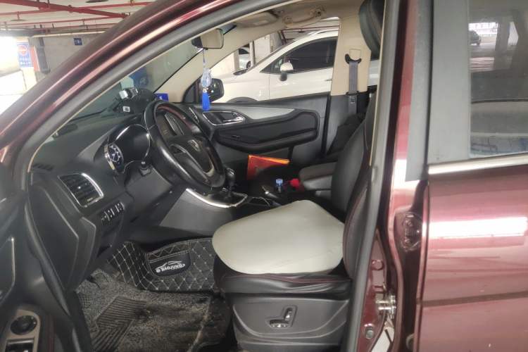 Used Baojun 560 2016 1.8L Manual Luxury Edition Left Front Seat