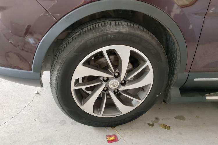 Used Baojun 560 2016 1.8L iAMT Luxury Model Left Front Wheel Hub
