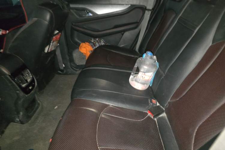 Used Baojun 560 2016 1.8L iAMT Luxury Model Left Rear Seat