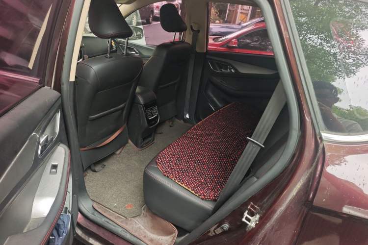 Used Baojun 560 2016 1.5T Manual Luxury Model Left Rear Seat