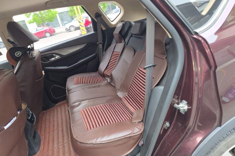 Used Baojun 560 2016 1.8L iAMT Luxury Model Left Rear Seat